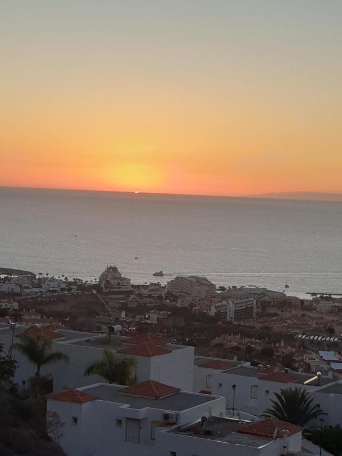 2 Bedroom Apartment With Breathtaking View Of The Sea - Sunset أذيخي المظهر الخارجي الصورة