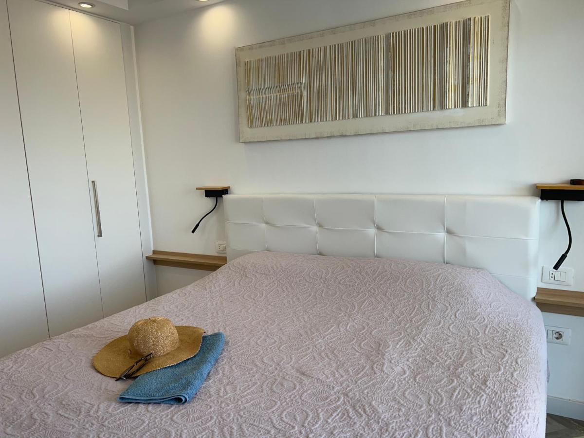 2 Bedroom Apartment With Breathtaking View Of The Sea - Sunset أذيخي المظهر الخارجي الصورة